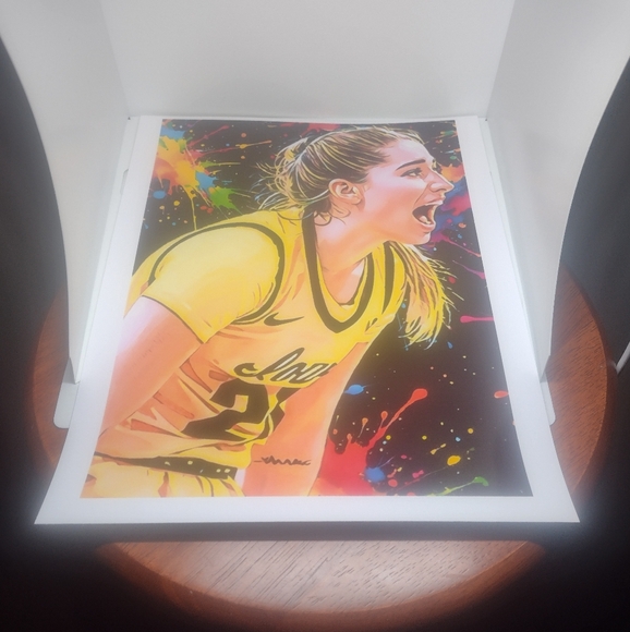 NEW! KATE MARTIN ULTRA GLOSSY 8.5x11 COLOR ART IOWA HAWKEYES BASKETBALL POSTER! - Picture 5 of 7